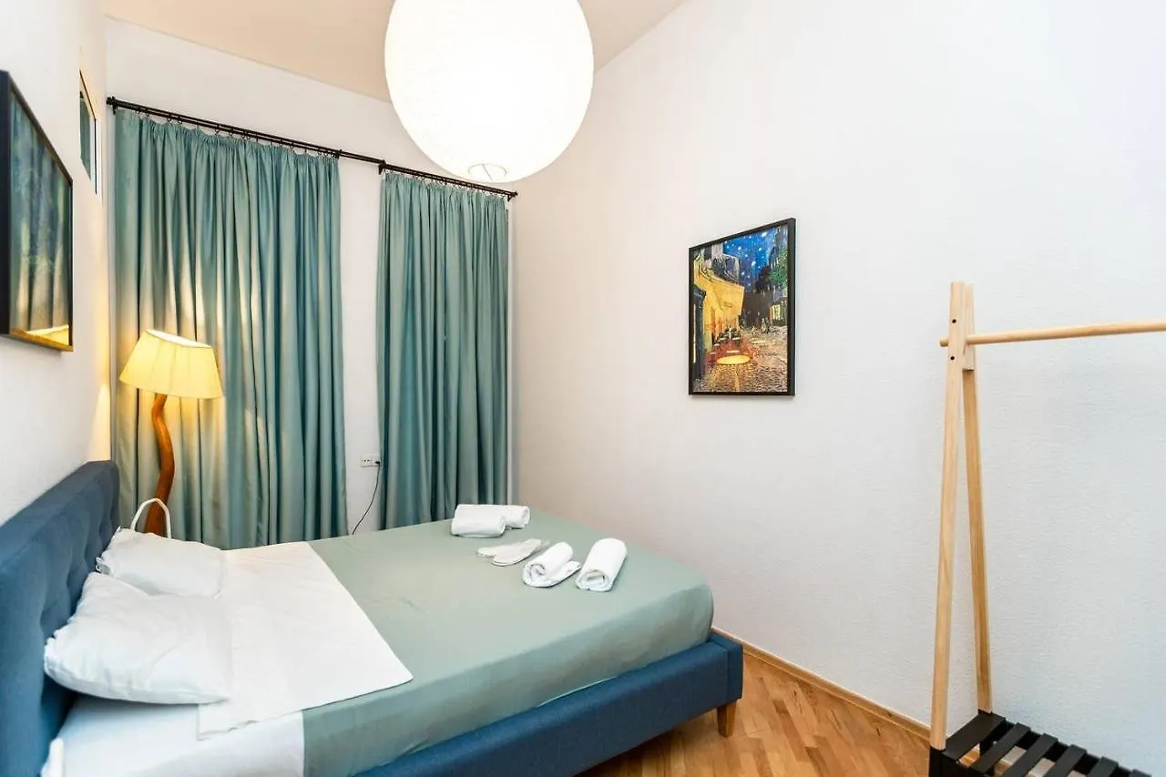 Wehost Apartment Near Roomshotel Tbilisi 0*,