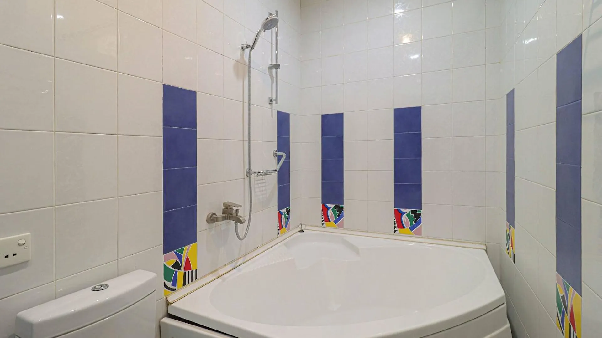 Charming 2Br Near Rooms Hotel - By Wehost Tiflis